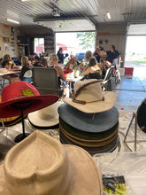 Hoe Down Hat Bar